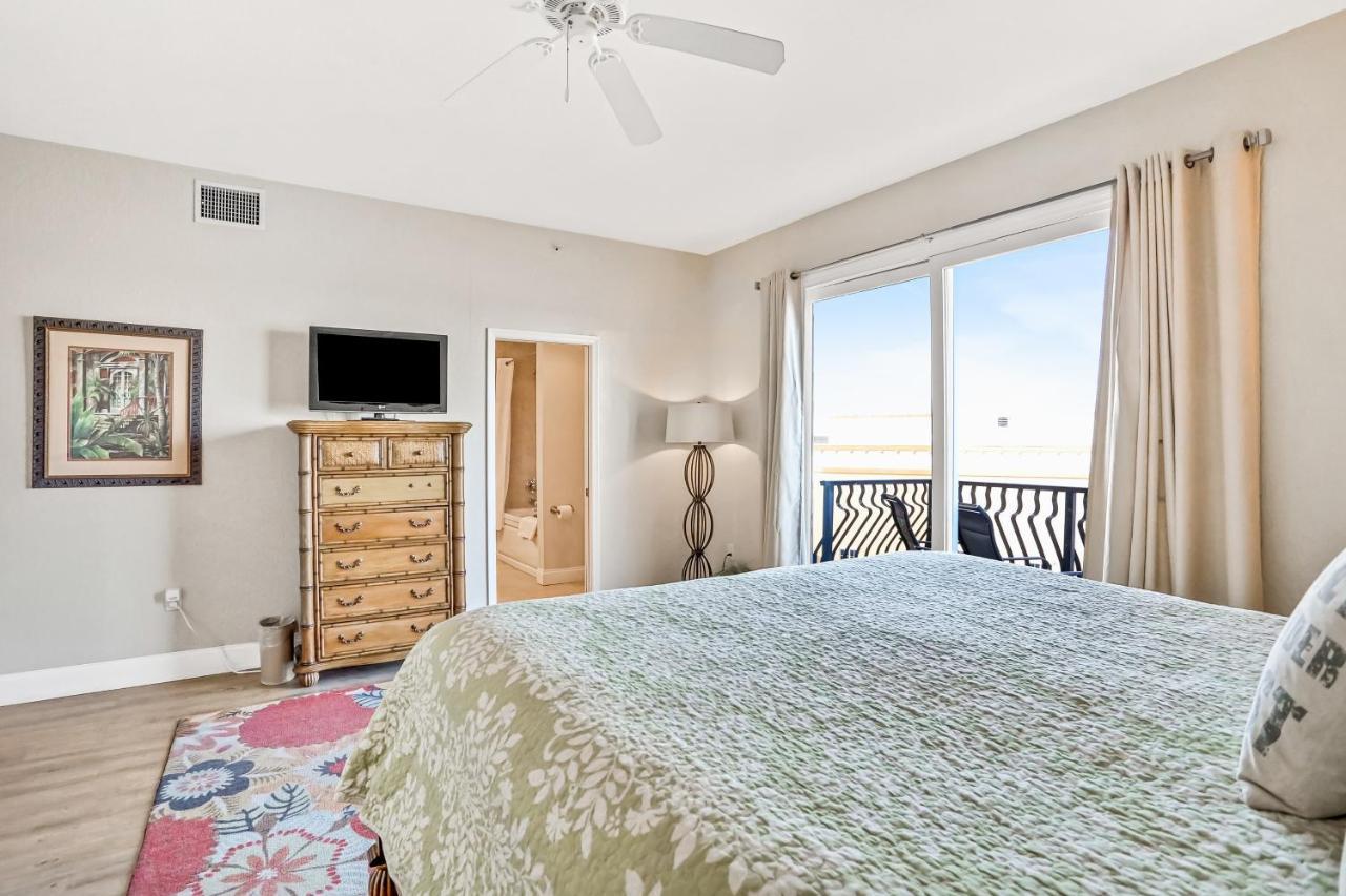 Palms Of Treasure Island 405 Apartment St. Pete Beach Exterior photo
